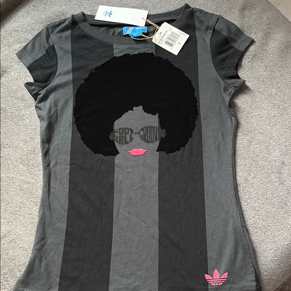 Adidas Black and Gray Tee with Afro Graphic